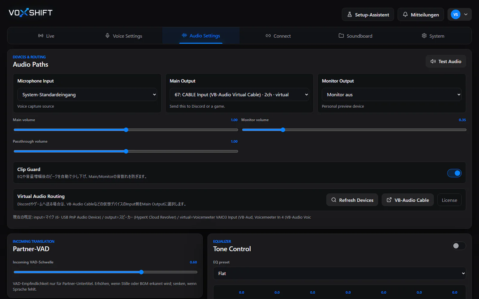 VoxShift Audioeinstellungen auf Deutsch mit Mikrofoneingang, Main Output, Monitor Output und virtuellem Audio-Routing.